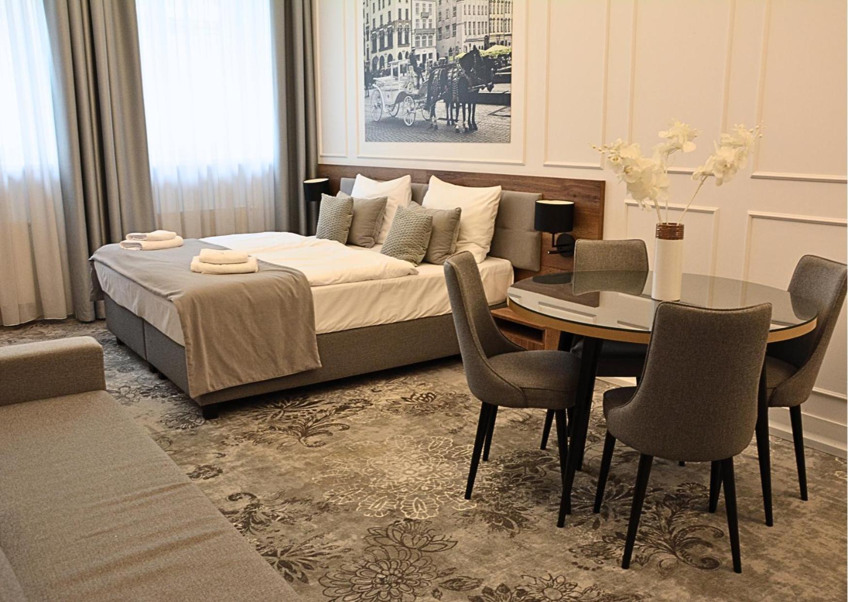 קרקוב Vinfort Aparthotel מראה חיצוני תמונה